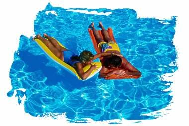 Pool_Couple_2.jpg (18893 bytes)